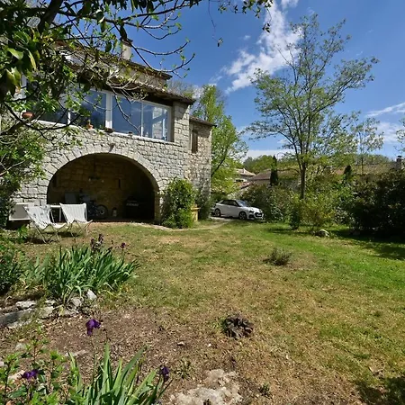 Maison - Charmante Maison Pour 10 Voyageurs Casa de Férias *